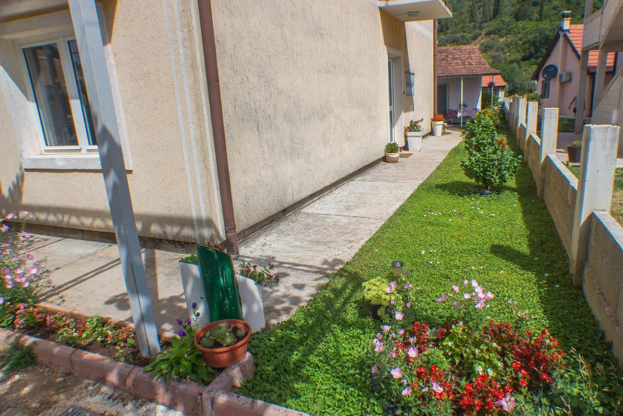 Apartments Kovac Тиват Экстерьер фото