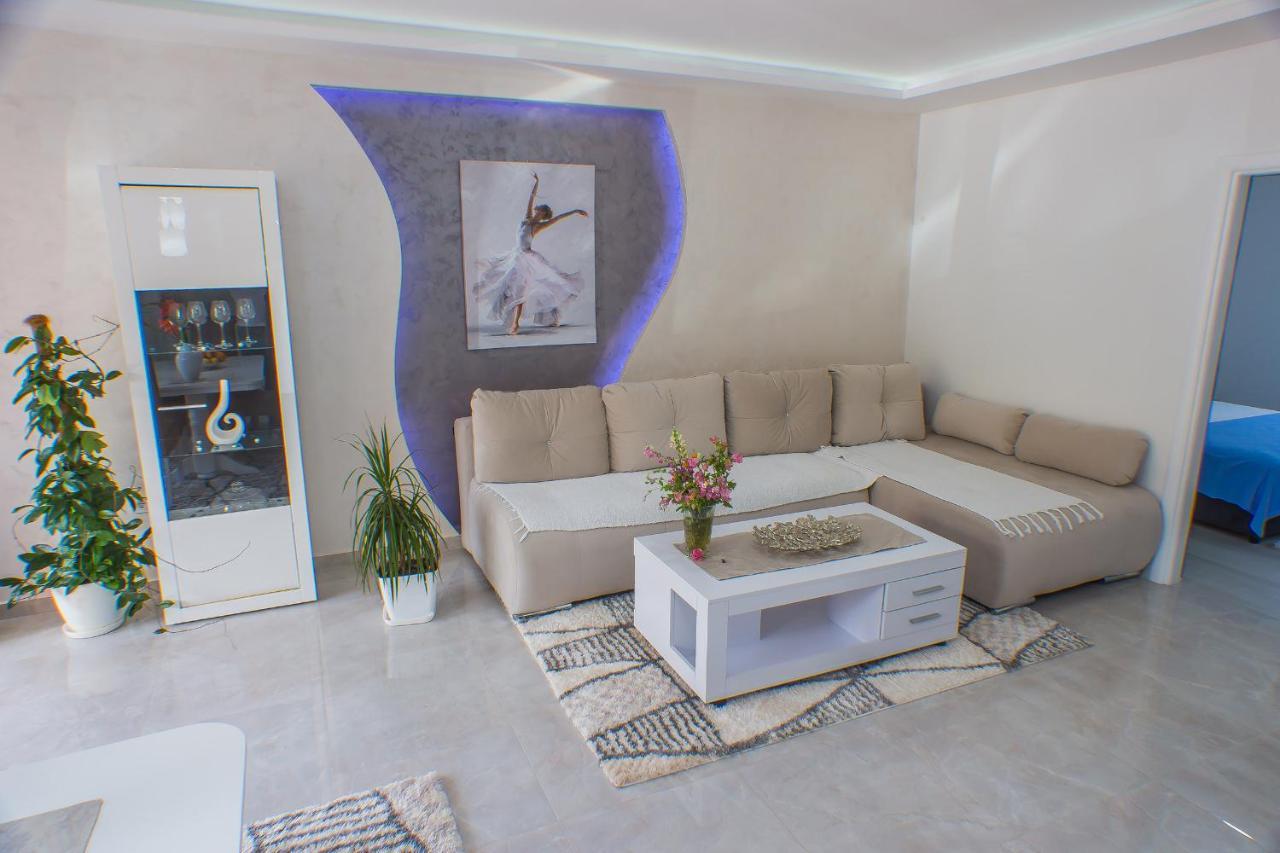 Apartments Kovac Тиват Экстерьер фото