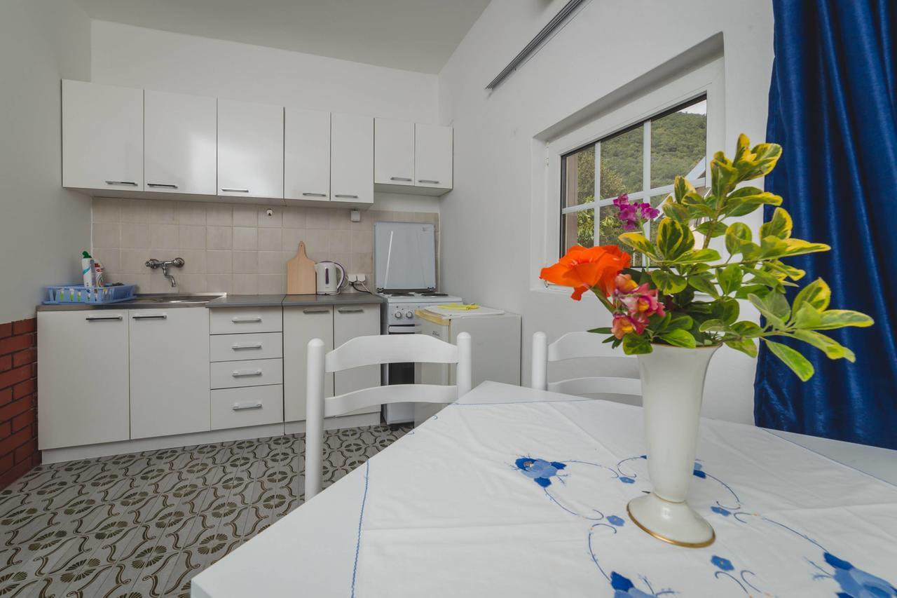 Apartments Kovac Тиват Экстерьер фото