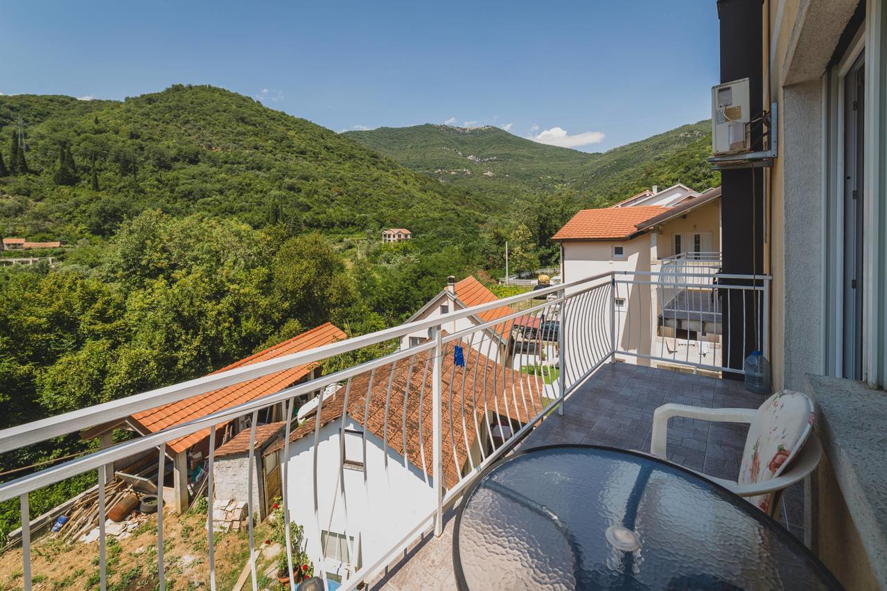 Apartments Kovac Тиват Экстерьер фото