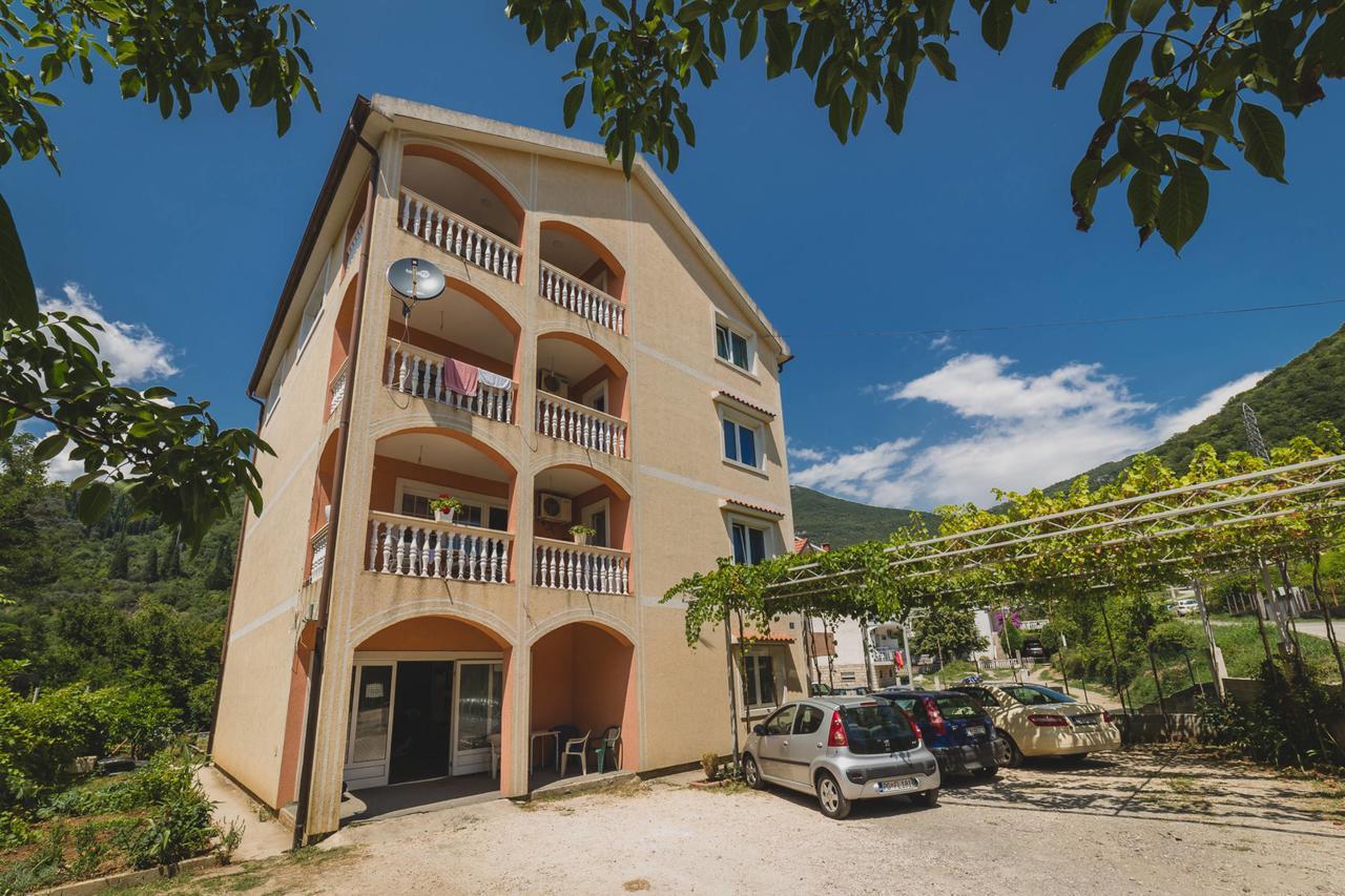 Apartments Kovac Тиват Экстерьер фото