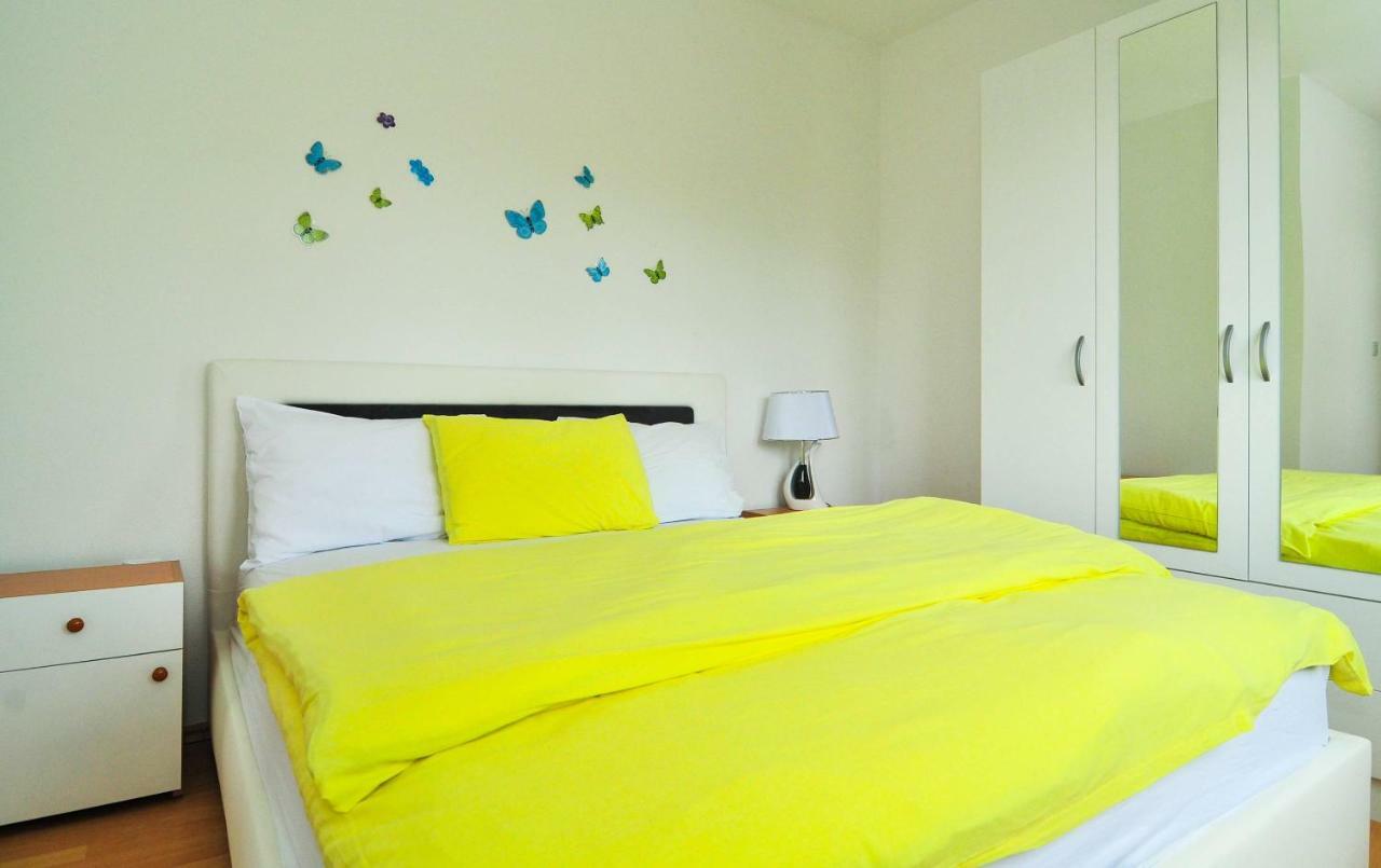 Apartments Kovac Тиват Экстерьер фото