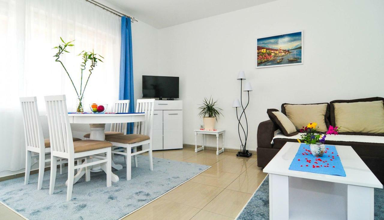 Apartments Kovac Тиват Экстерьер фото