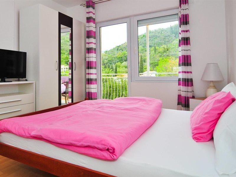 Apartments Kovac Тиват Экстерьер фото